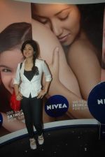 Sonal Sehgal at Nivea promotional event in Malad on 30th Sept 2011 (28).JPG
